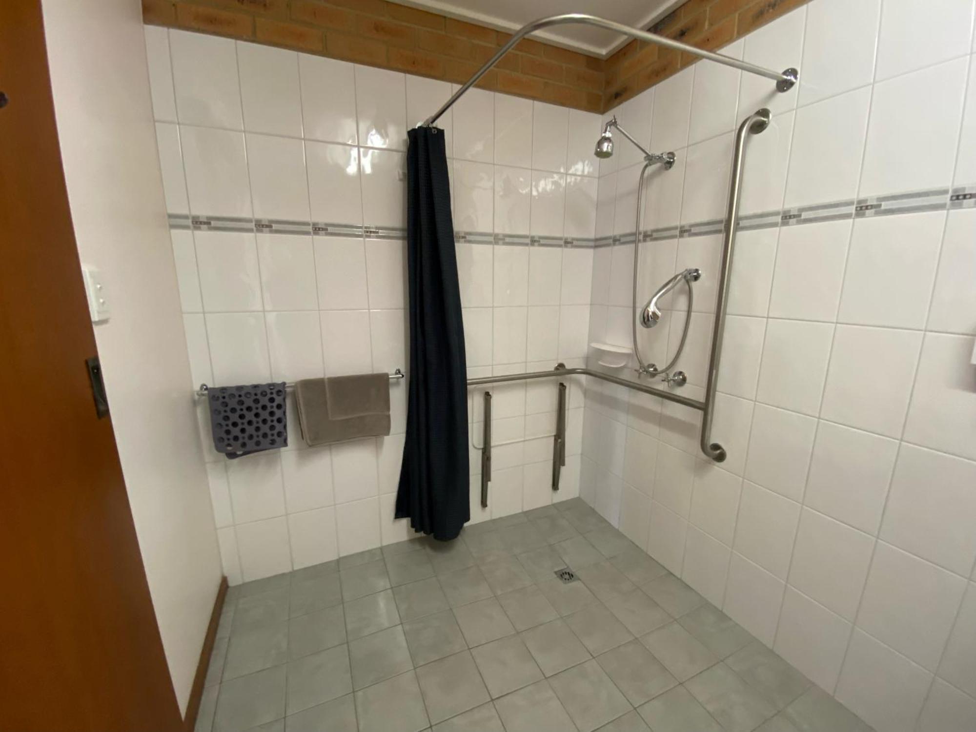 Quays Motel San Remo Zimmer foto